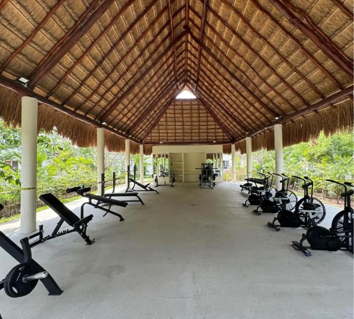 Elegant, Well-Furnished Condo In Tulum Plus Apartment